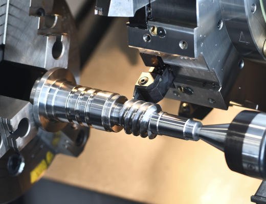 metalworking industry. cutting tool making worm shaft at metal working